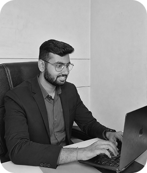 Portrait of JALAJ SHAH, Managing Director & CEO at Upteky